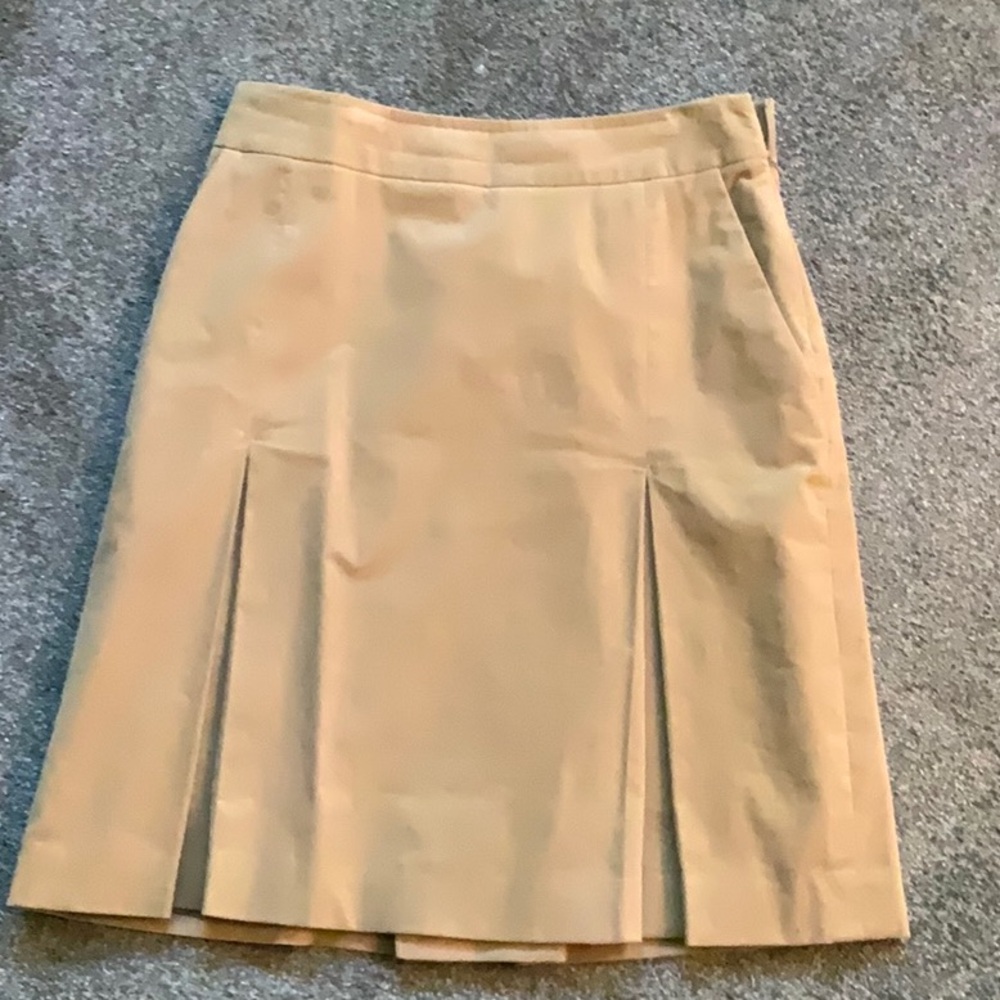 Brooks Brothers Tan A-Line Pleated Skirt for Work